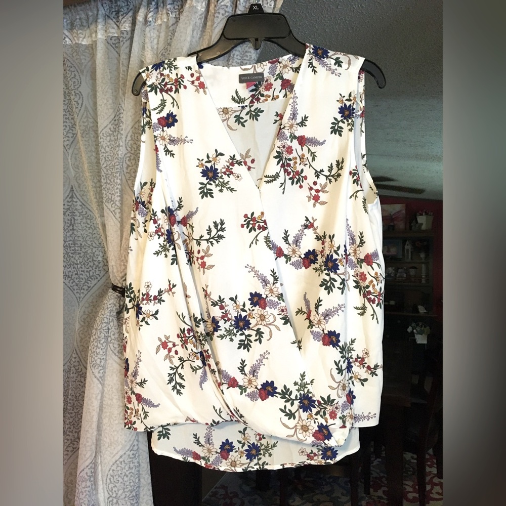 Vince Camuto Sleeveless Floral Blouse